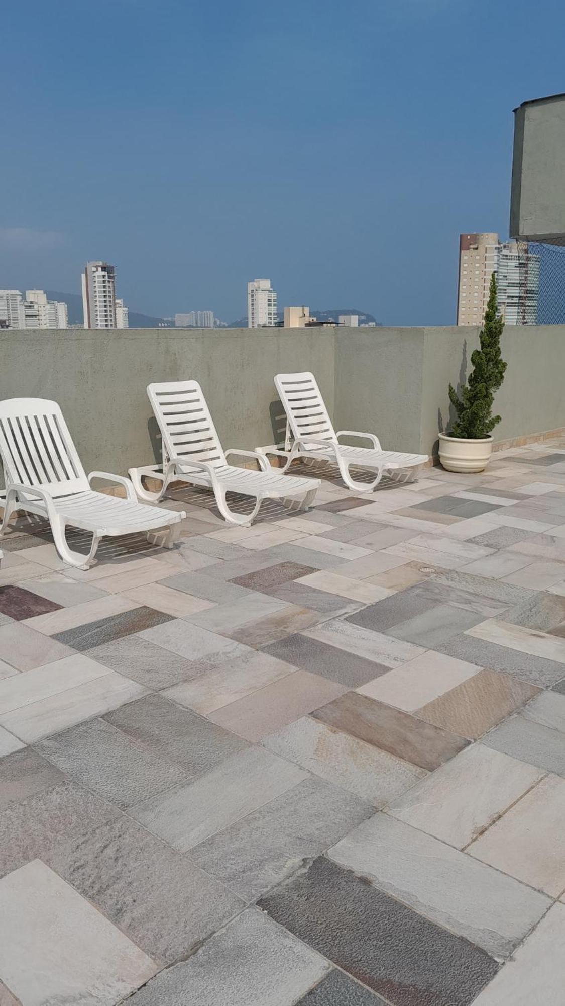 Biwa Condominio Cm Piscina, 1Garagem, Wi-Fi 300 Mega, Central De Vigilancia Remota , Centro Do Guaruja Proximo A Praia E Comercio, Horarios Check-In E Check-Out Flexiveis المظهر الخارجي الصورة