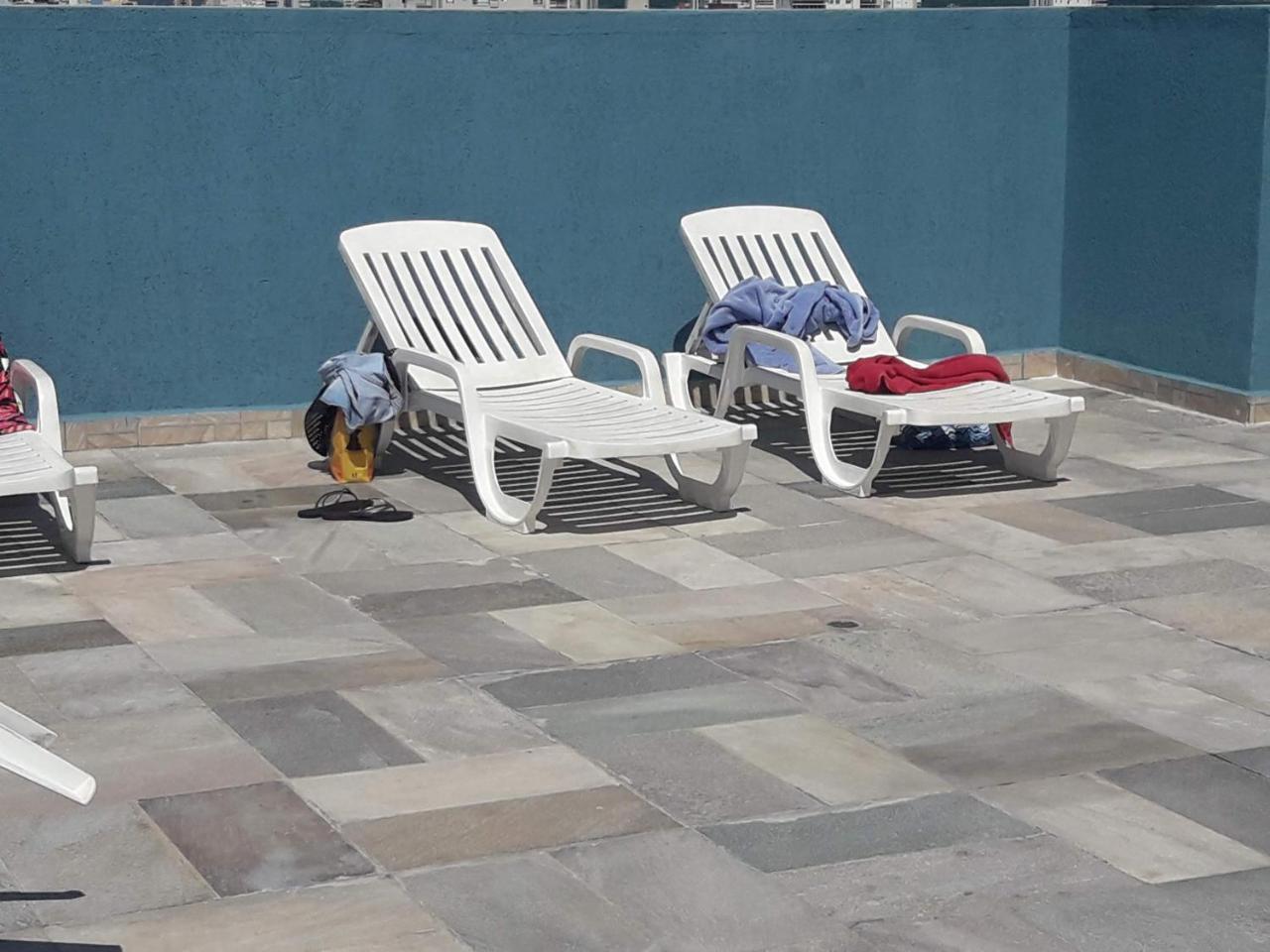 Biwa Condominio Cm Piscina, 1Garagem, Wi-Fi 300 Mega, Central De Vigilancia Remota , Centro Do Guaruja Proximo A Praia E Comercio, Horarios Check-In E Check-Out Flexiveis المظهر الخارجي الصورة
