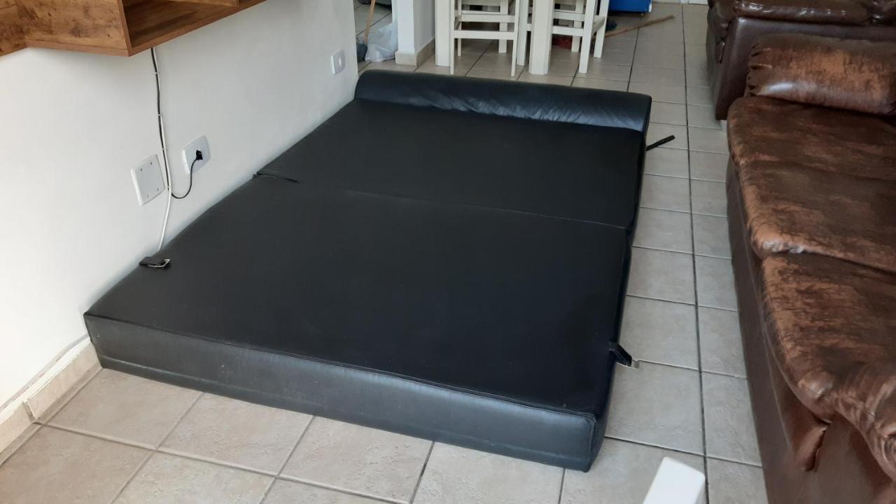 Biwa Condominio Cm Piscina, 1Garagem, Wi-Fi 300 Mega, Central De Vigilancia Remota , Centro Do Guaruja Proximo A Praia E Comercio, Horarios Check-In E Check-Out Flexiveis المظهر الخارجي الصورة